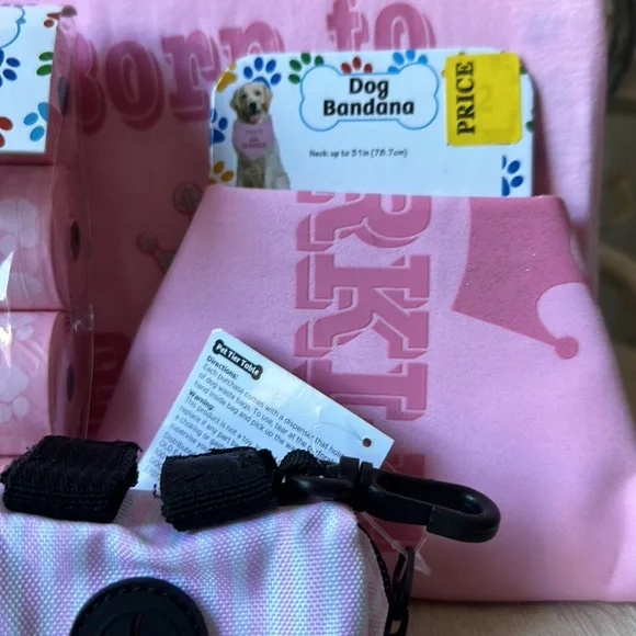 NWT DOG FEMALE SHIRT WITH MATCHING BANDANNA Born to sparkle, poop bags, & holder - Picture 6 of 8